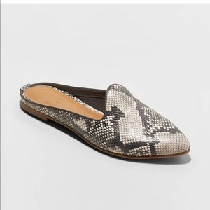 Faux Leather Snake Printed Mules